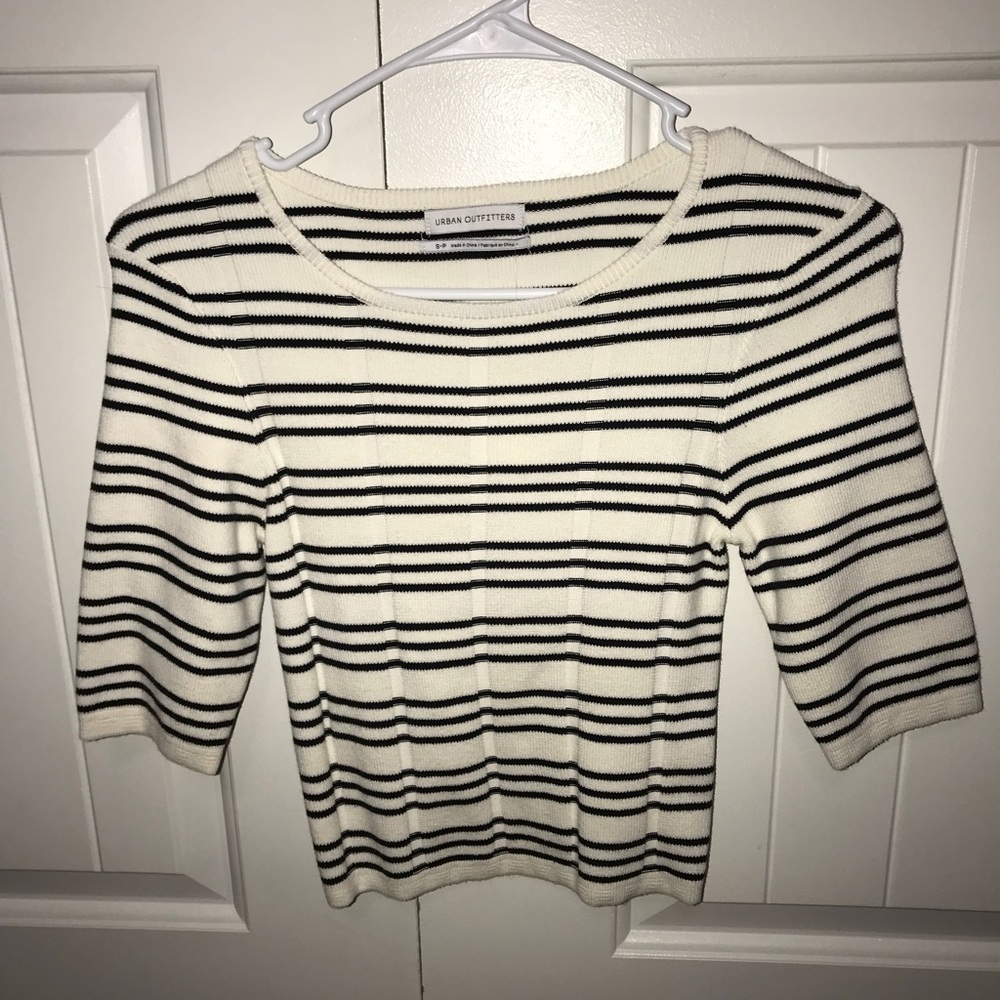Urban Outfitters crop top